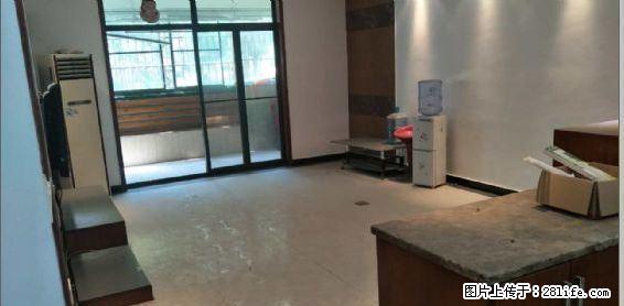 天际华庭 一楼大三室 非常适合办公 打广告 3600每月 - 房屋出租 - 房屋租售 - 赣州分类信息 - 赣州28生活网 ganzhou.28life.com