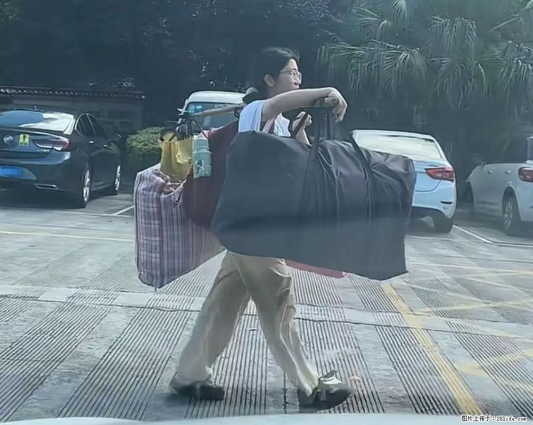 全网追的“扁担女孩”，找了一份暑假工，时薪12元 - 赣州生活资讯 - 赣州28生活网 ganzhou.28life.com